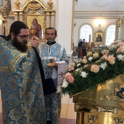 Канун дня памяти явления иконы Пресвятой Богородицы во граде Казани