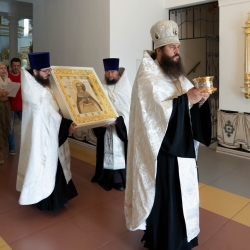 Образ и ковчег с мощами Алексия Бортсурманского покинули собор