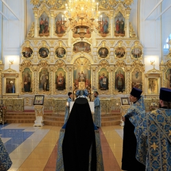 Канун дня Явления иконы Пресвятой Богородицы во граде Казани