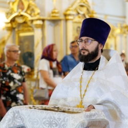 КАНУН НЕДЕЛИ 12-Й ПО ПЯТИДЕСЯТНИЦЕ, ДНЯ ПАМЯТИ МУЧЕНИКА АРХИДИАКОНА ЛАВРЕНТИЯ
